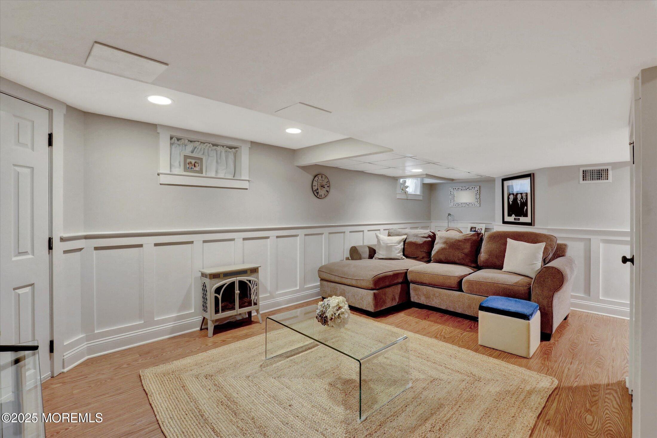 18 Algonquin Road, Holmdel, New Jersey image 34