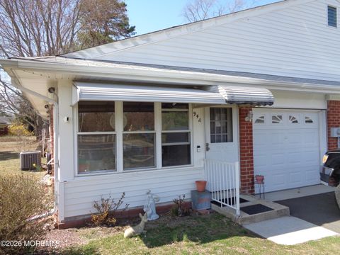 Homes For Sale - 94 A Fairway Lane<br/> Whiting, NJ 08759