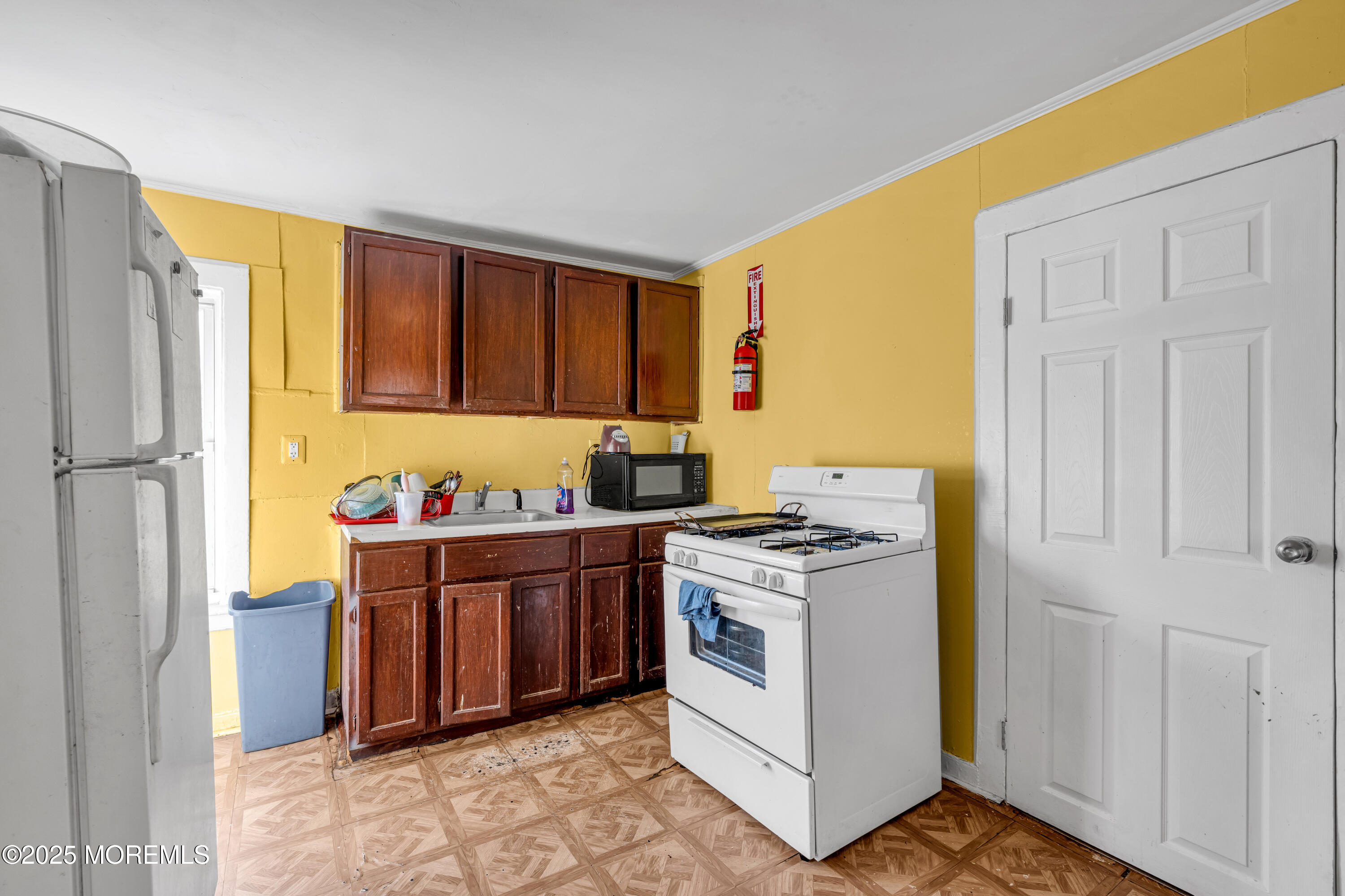 21 Bowne Avenue, Freehold, New Jersey image 9
