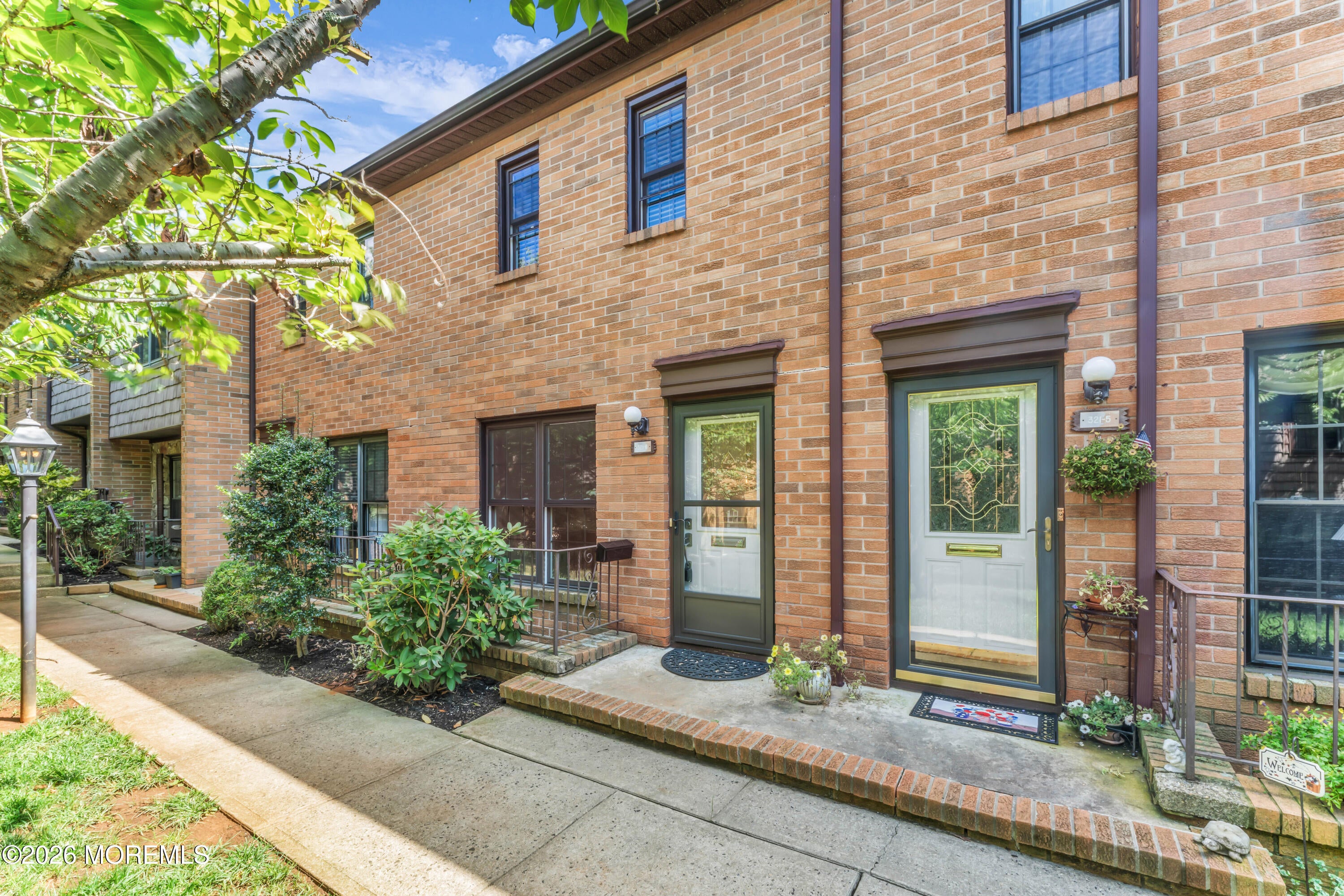 321 Spring Street 6