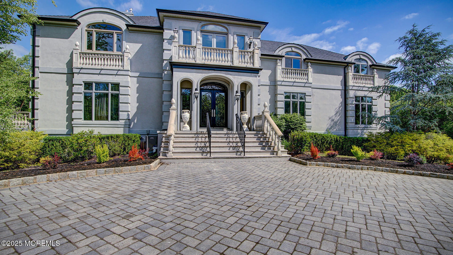 448 Fawns Run, Morganville, New Jersey image 2
