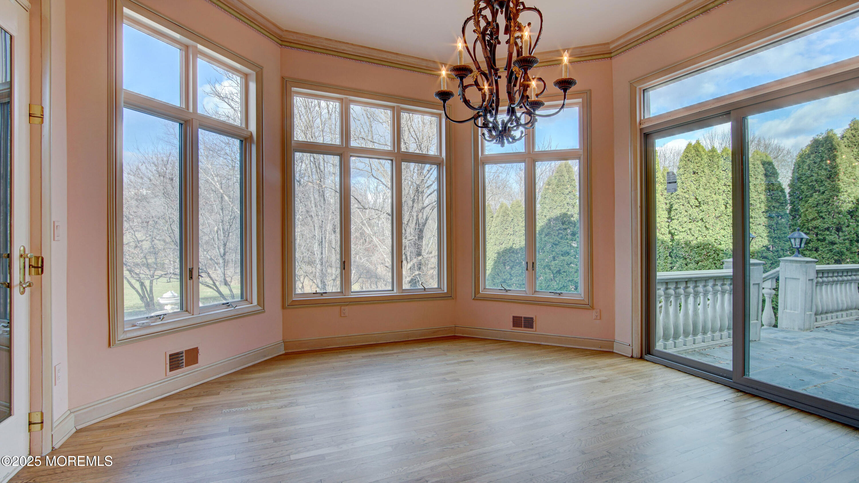 448 Fawns Run, Morganville, New Jersey image 27