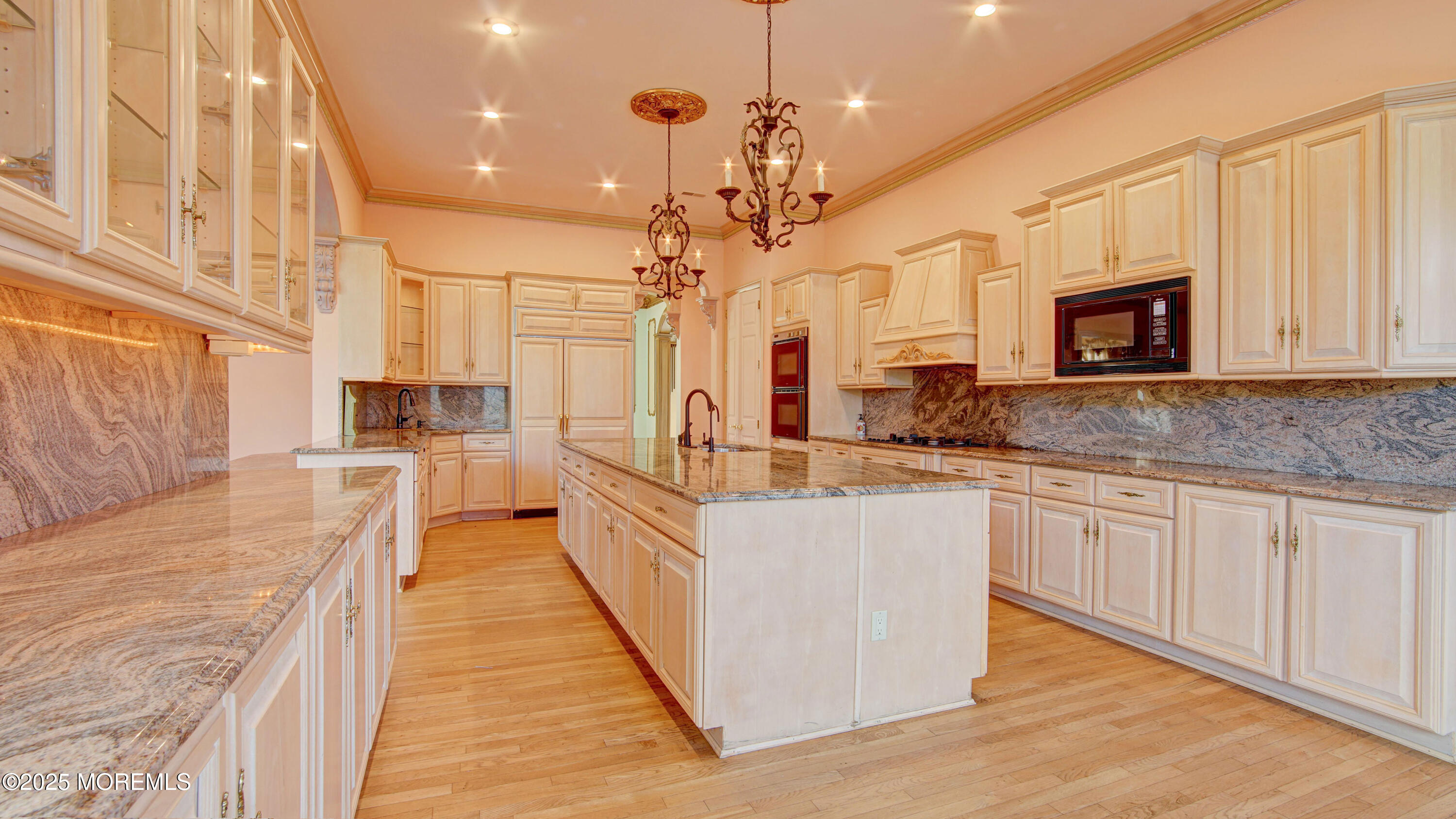 448 Fawns Run, Morganville, New Jersey image 48
