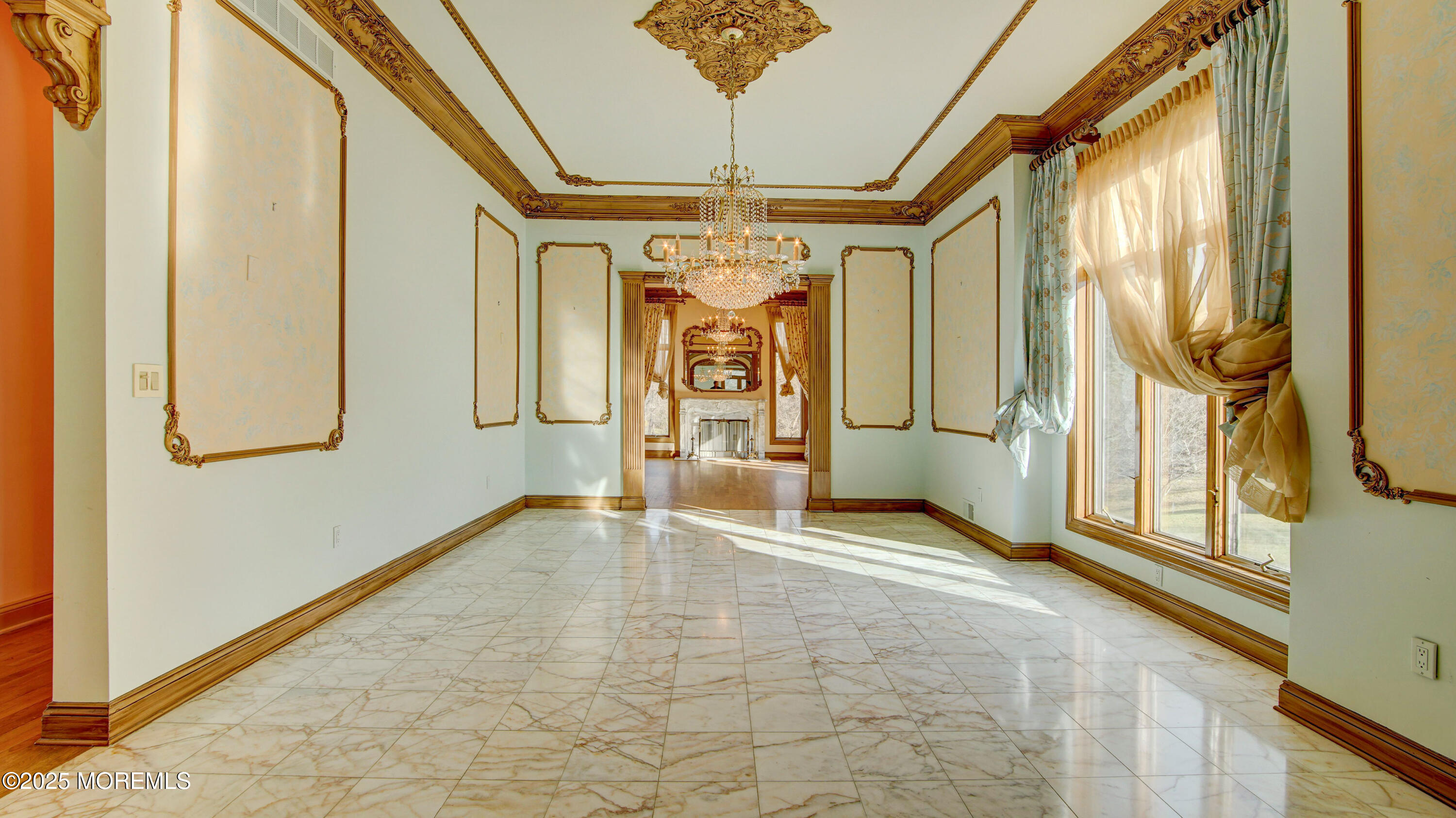 448 Fawns Run, Morganville, New Jersey image 19