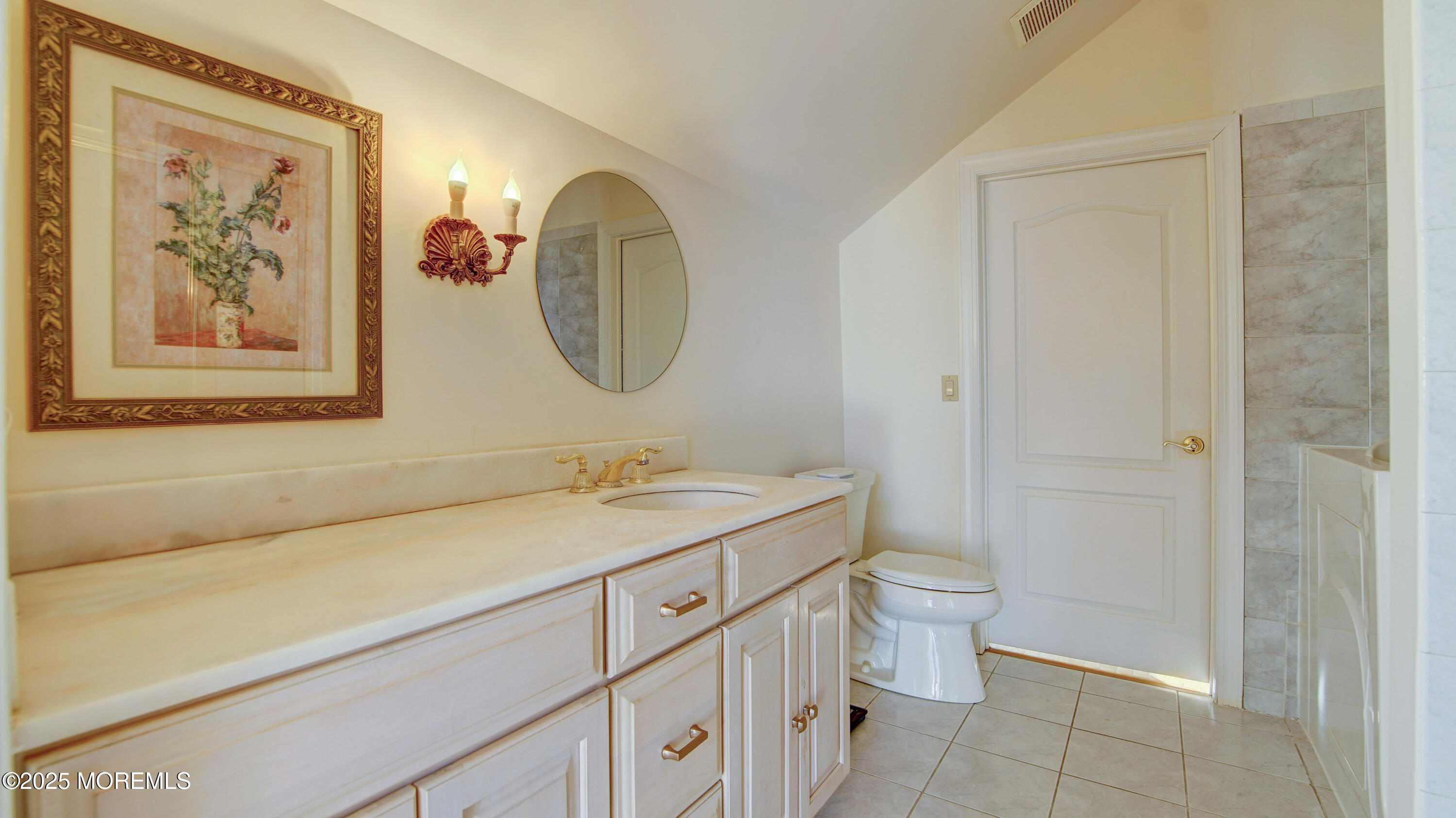 448 Fawns Run, Morganville, New Jersey image 36