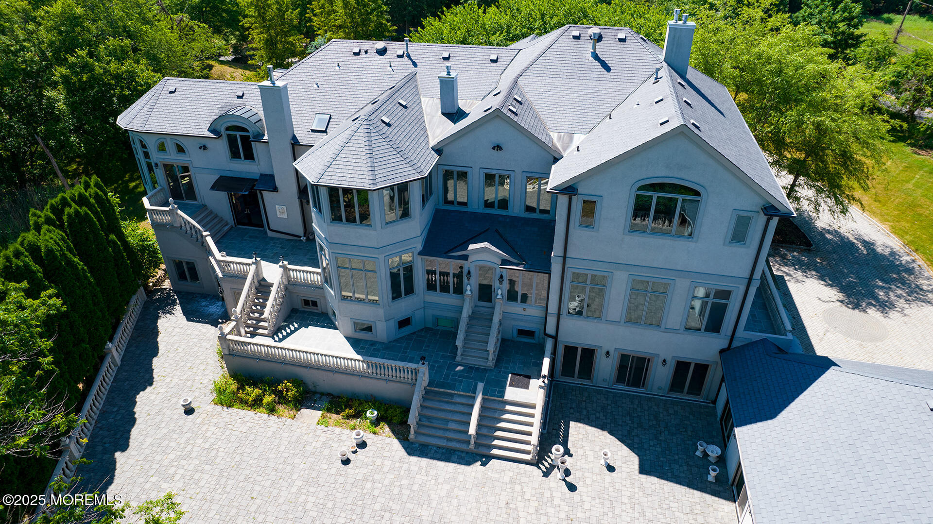 448 Fawns Run, Morganville, New Jersey image 8