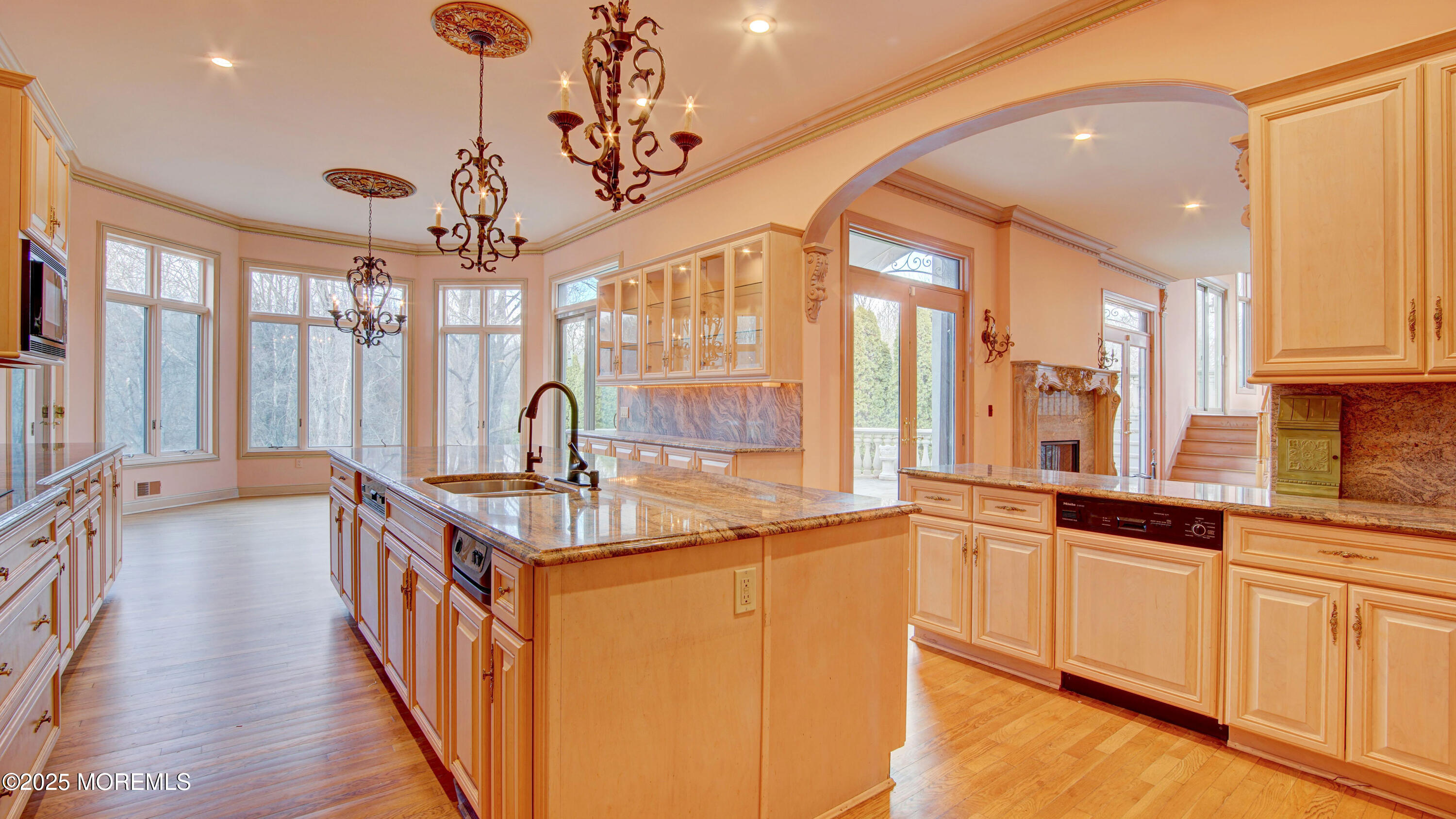 448 Fawns Run, Morganville, New Jersey image 23