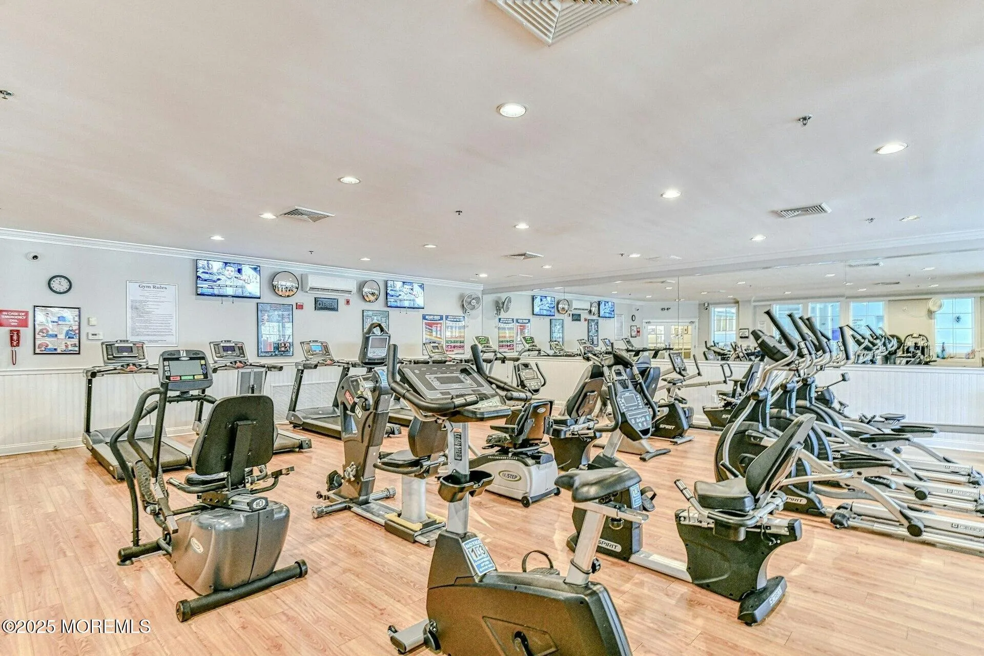 Barnegat, New Jersey 08005, United States, 2 Bedrooms Bedrooms, ,3 BathroomsBathrooms,Residential,Pending,82747