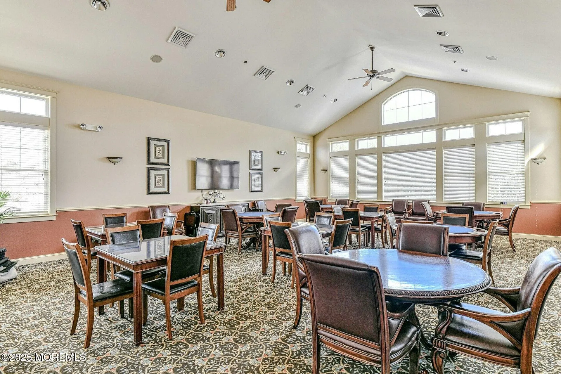 Barnegat, New Jersey 08005, United States, 2 Bedrooms Bedrooms, ,3 BathroomsBathrooms,Residential,Pending,82747