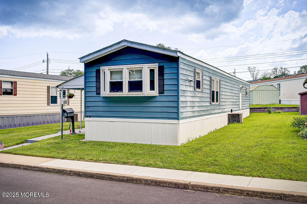 77 Shorehaven Drive 77