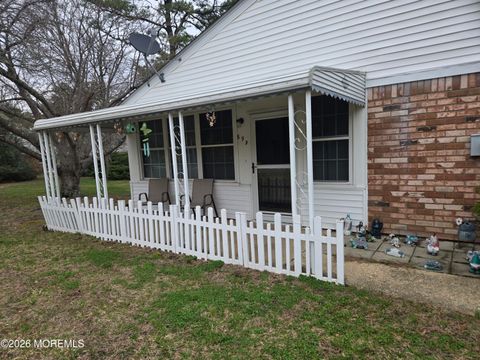 Homes For Sale - 69 D Hope Road<br/> Ocean County, Whiting, NJ 08759