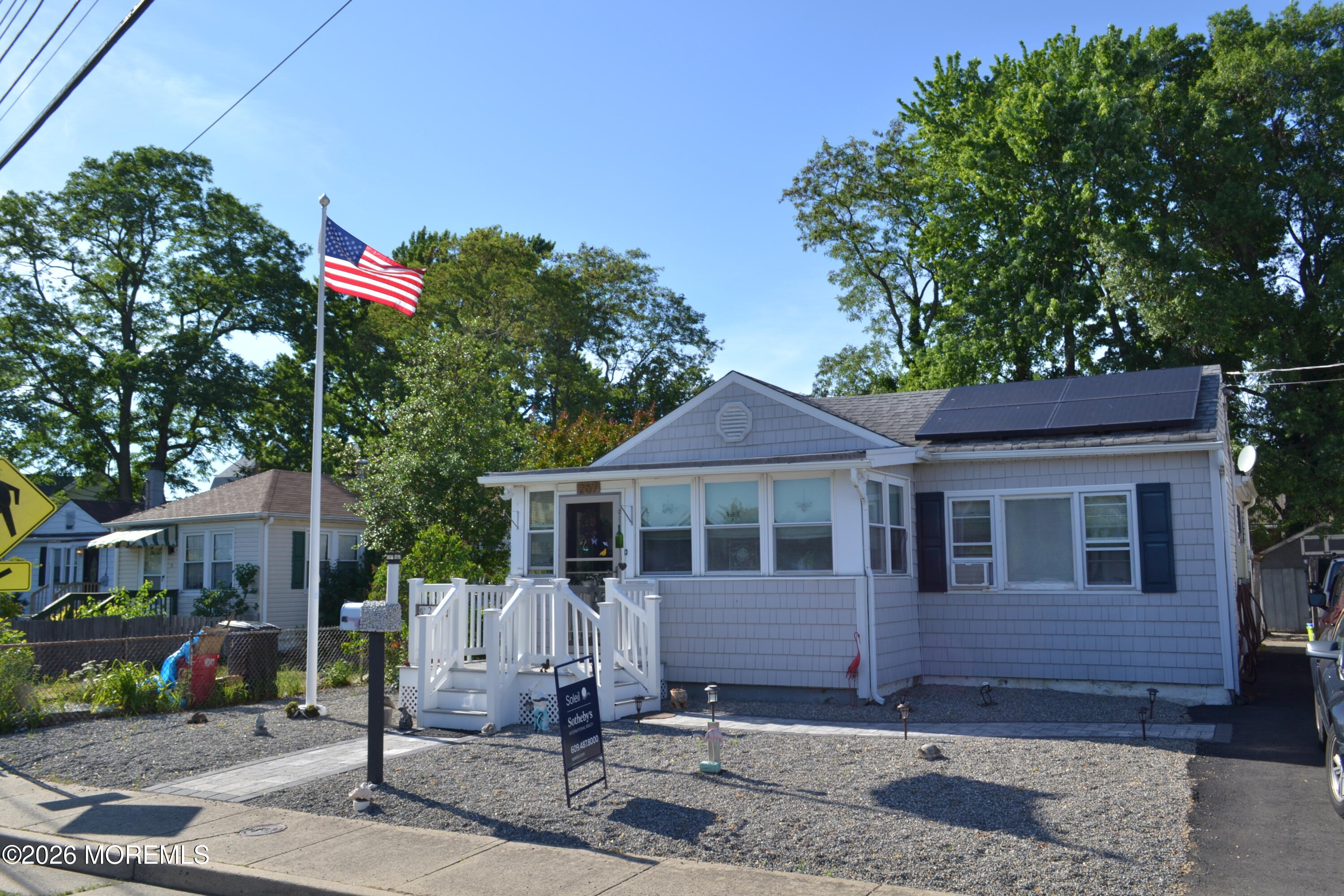 Photo 1 of 34 — 267 Seeley Avenue, Keansburg, NJ 07734