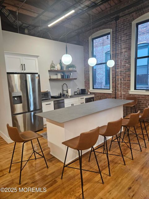 2 Bridge Avenue 322 Red Bank NJ 07701