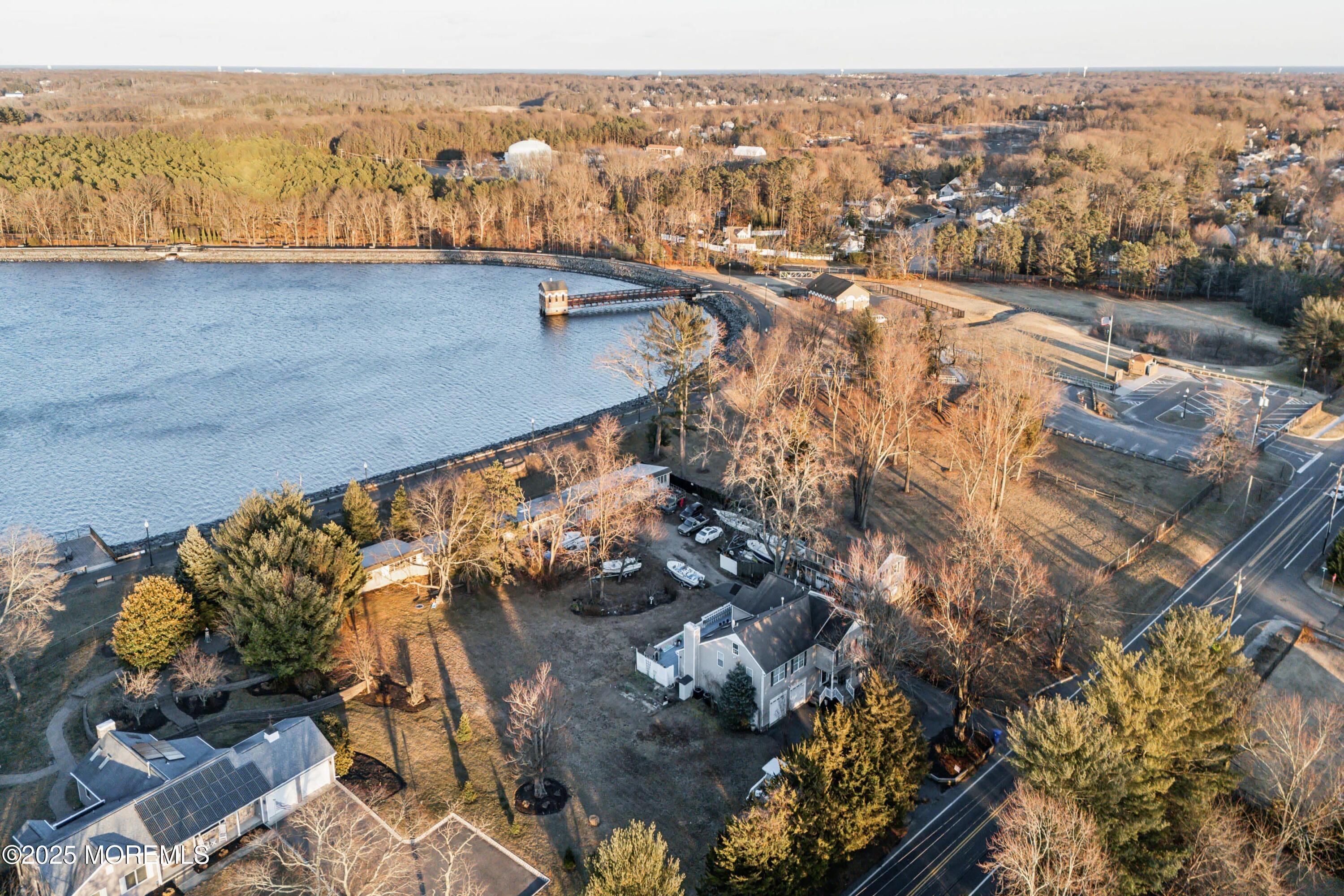 823 Herbertsville Road, Brick, New Jersey image 31