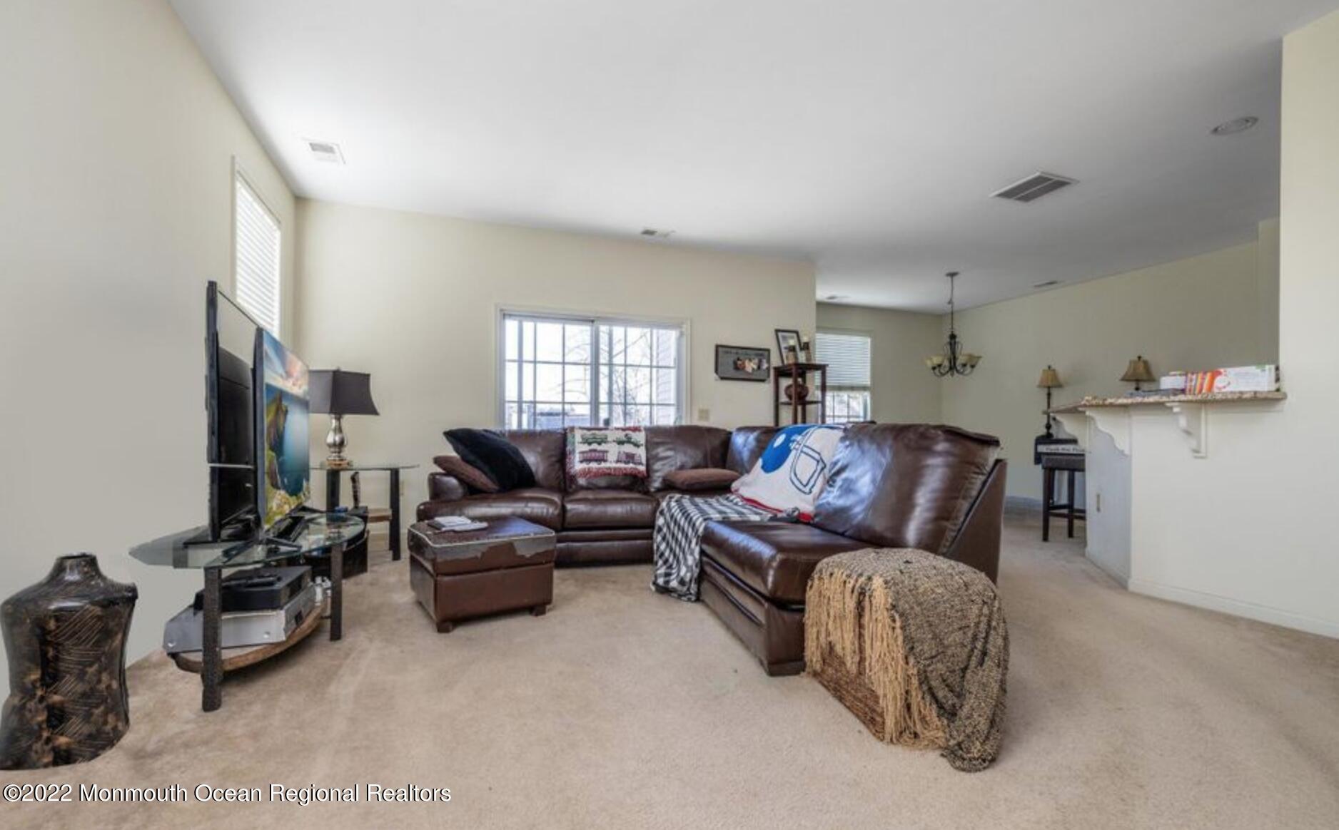 224 S Bridge Avenue B