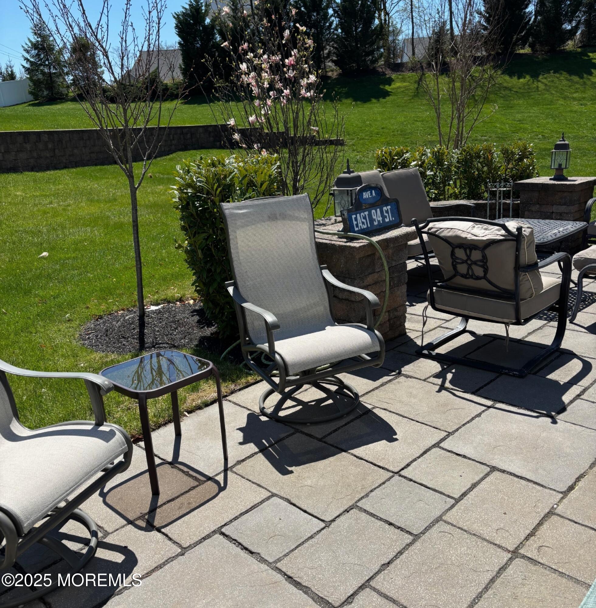 9 Memorial Court, Monroe Township, New Jersey image 2