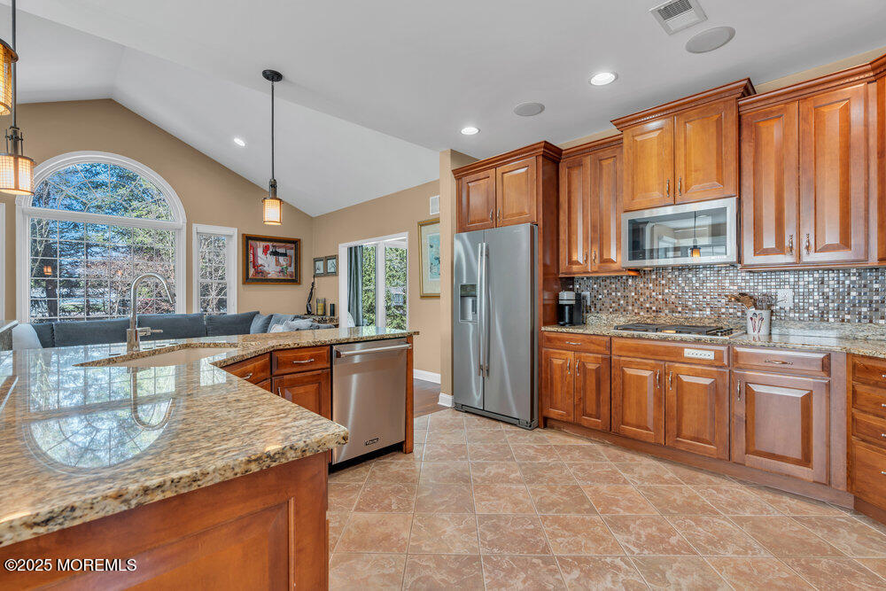 26 W Parsonage Way, Manalapan, New Jersey image 19