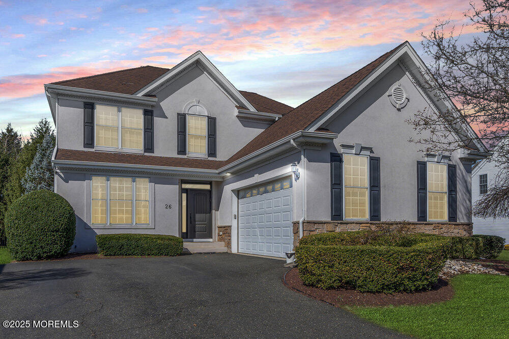 26 W Parsonage Way, Manalapan, New Jersey image 1