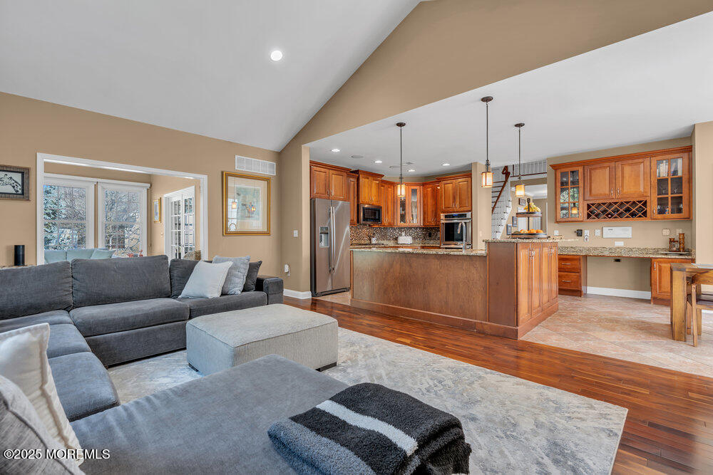 26 W Parsonage Way, Manalapan, New Jersey image 34
