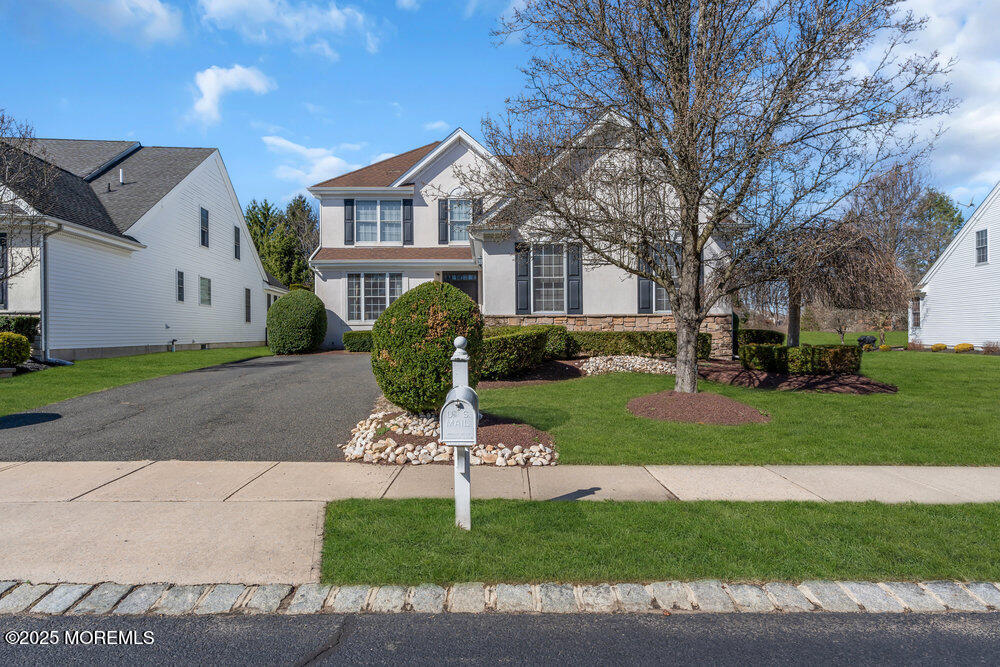 26 W Parsonage Way, Manalapan, New Jersey image 4