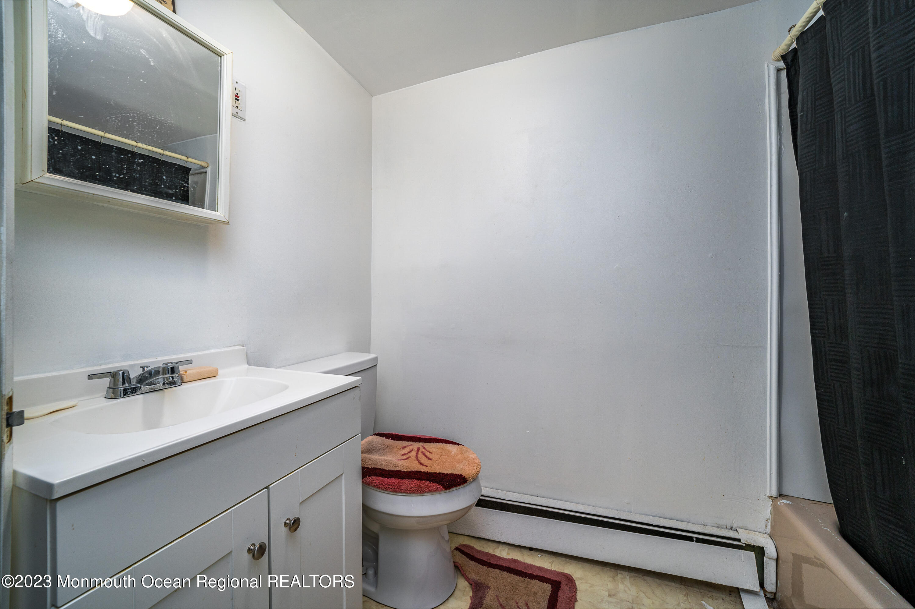 Photo 16 of 19 of 61 Pear Street house