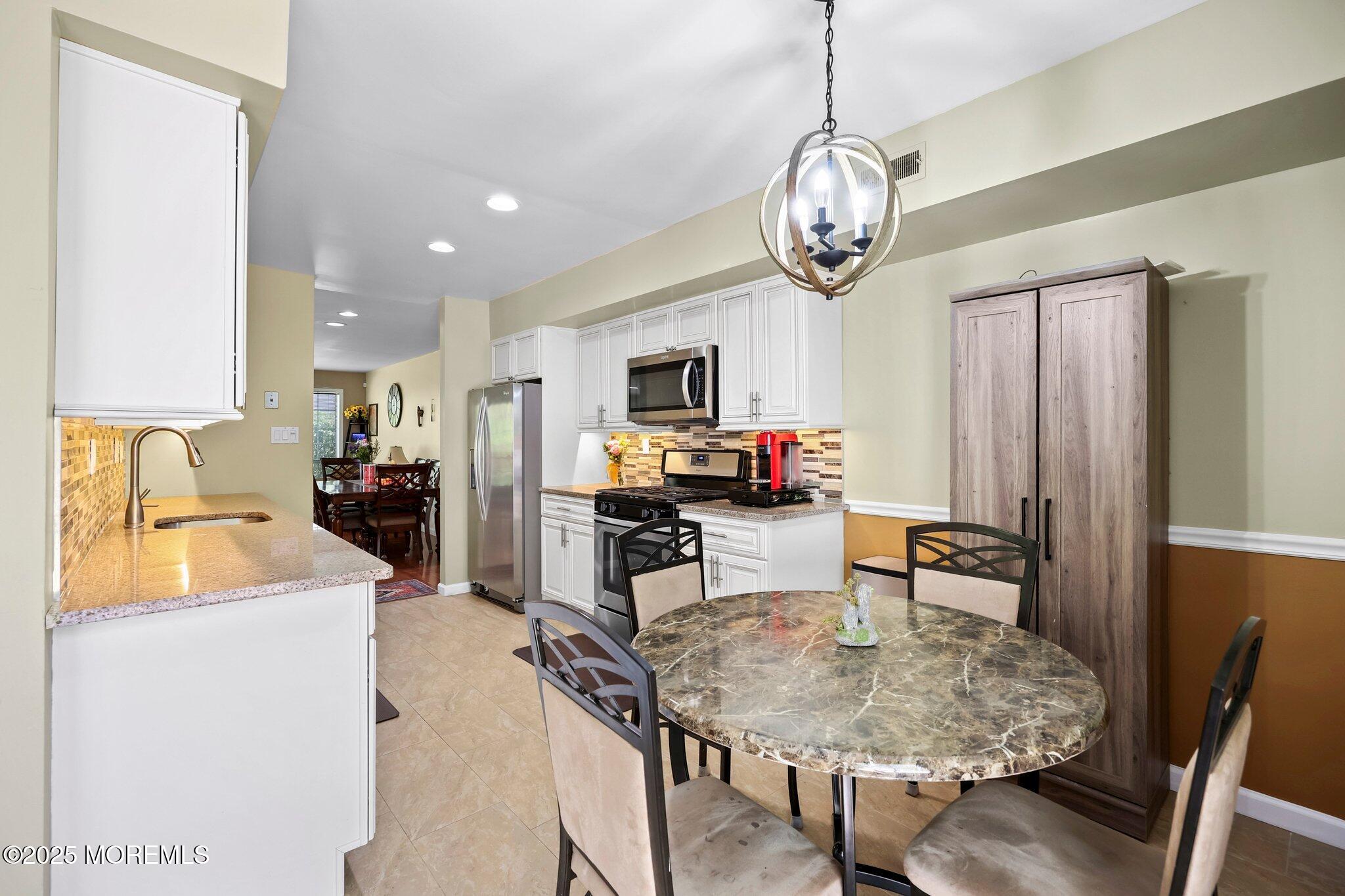 272 Fairfield Place, Morganville, New Jersey image 16