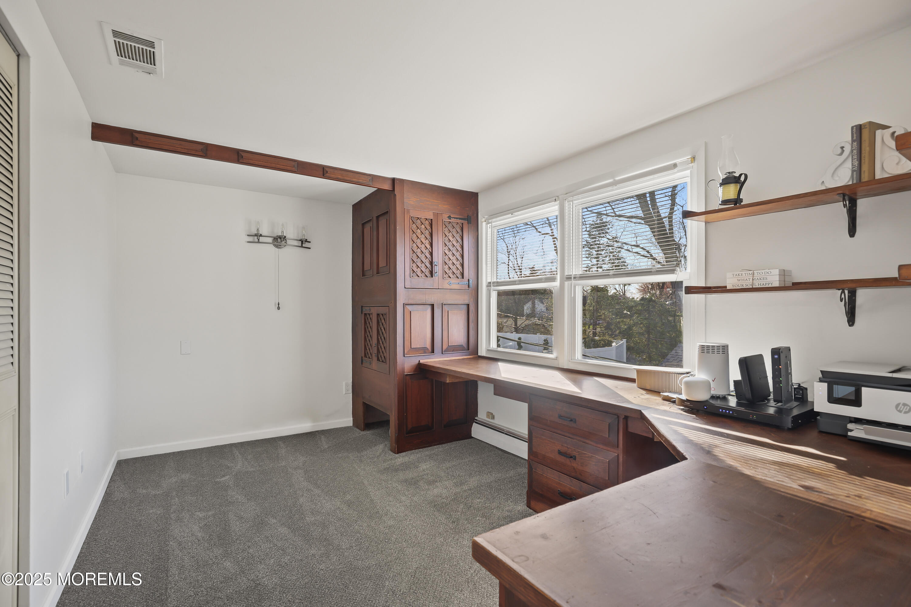 27 Idolstone Lane, Aberdeen, New Jersey image 16