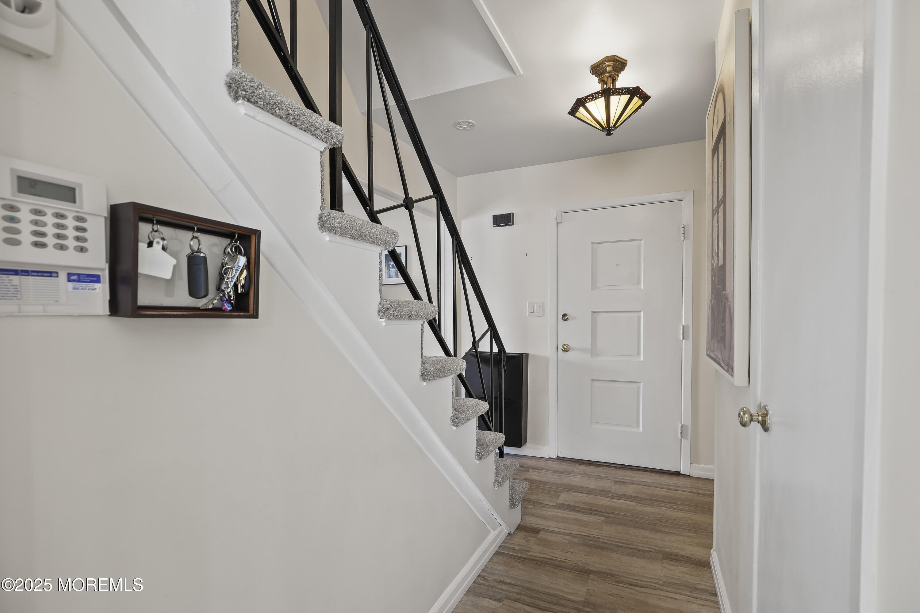27 Idolstone Lane, Aberdeen, New Jersey image 18