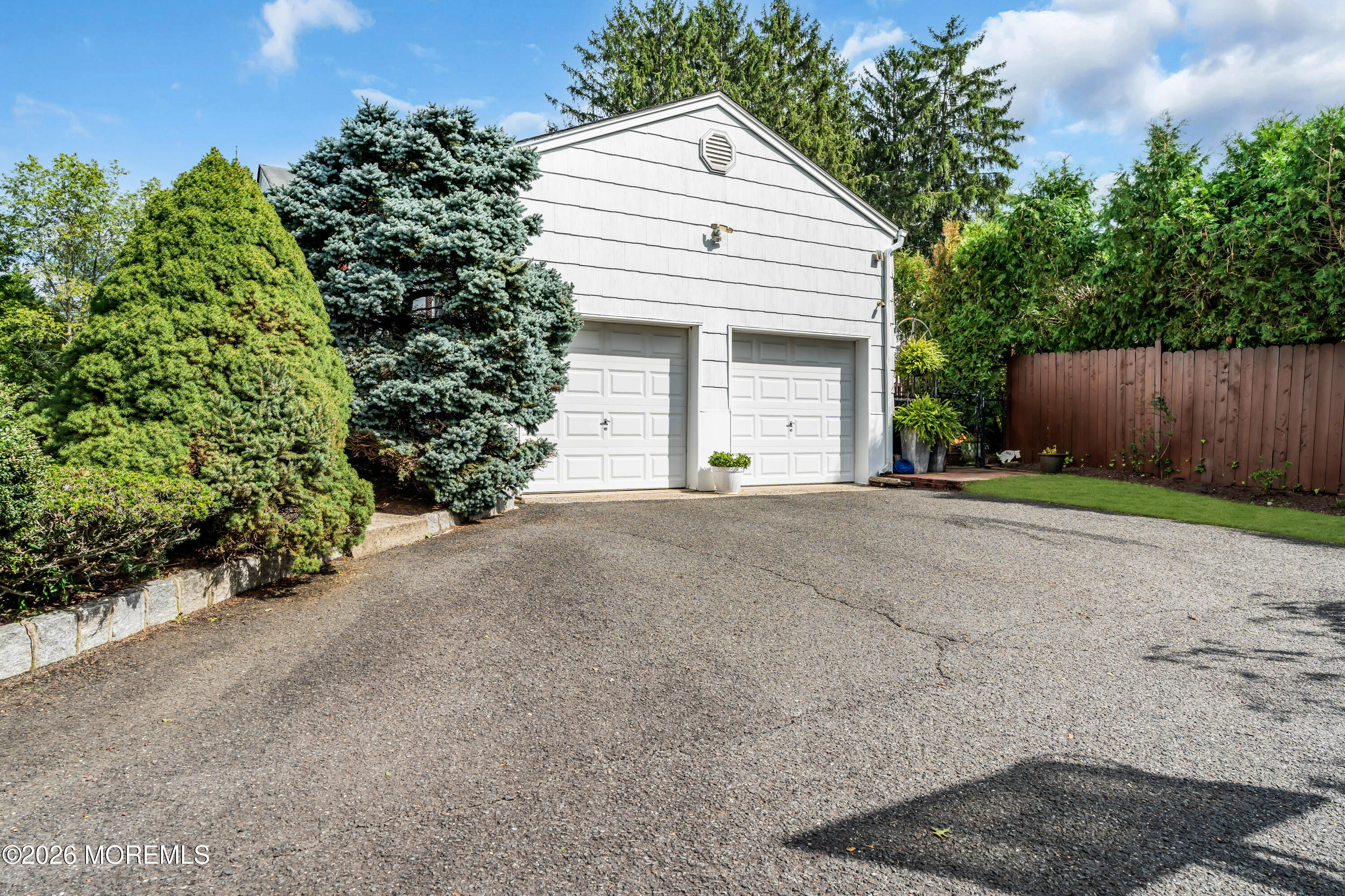 7 Mayflower Drive