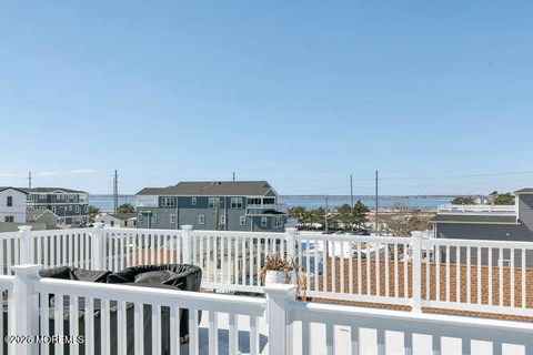 Homes For Sale - 306 Franklin Avenue<br/> Seaside Heights, NJ 08751