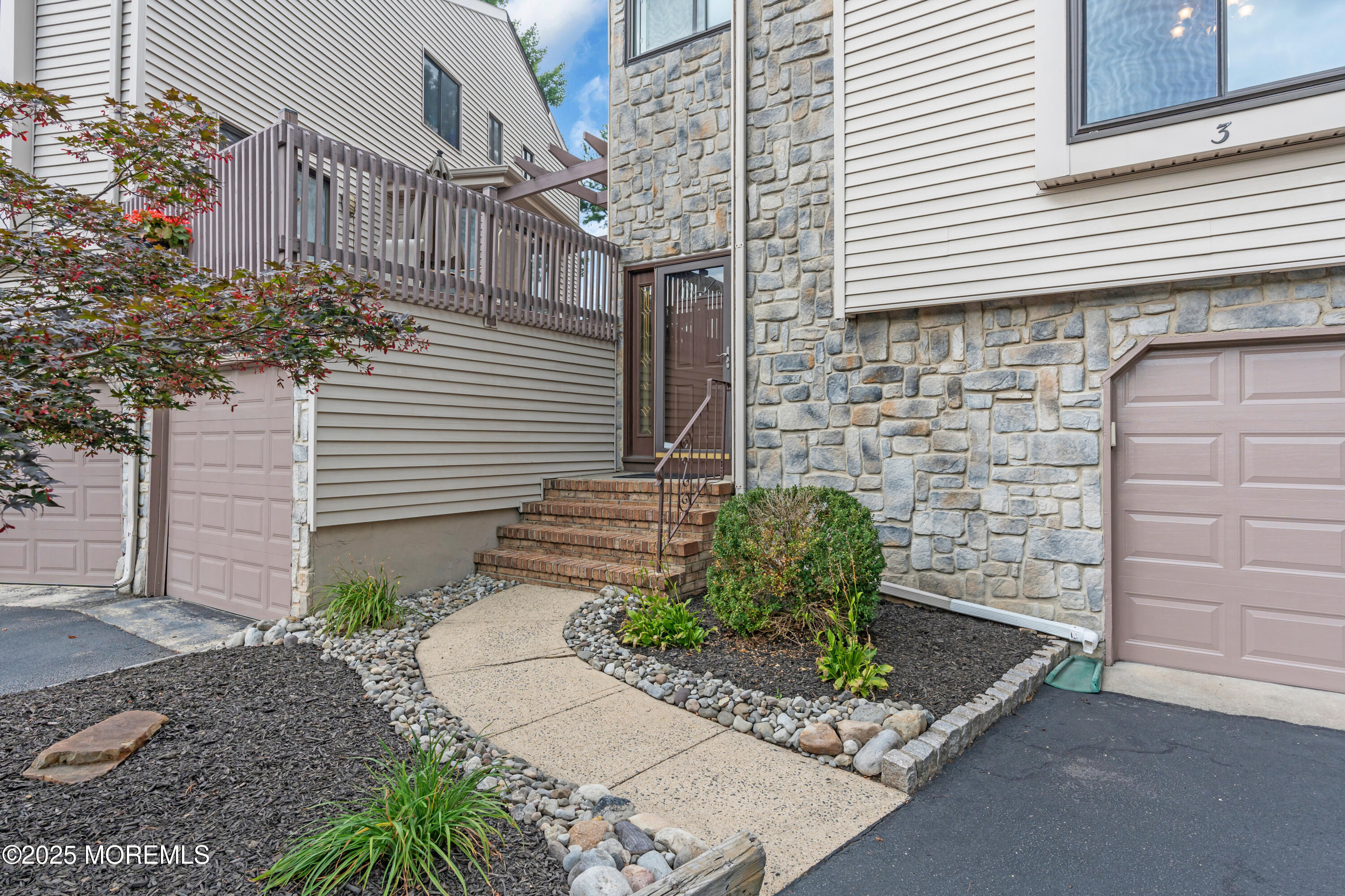 3 Redberry Court
