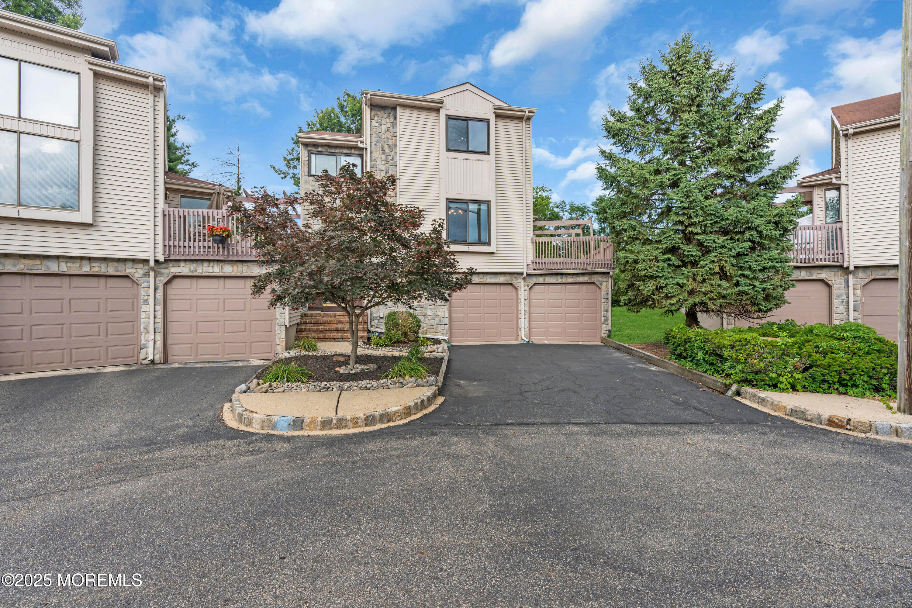 3 Redberry Court