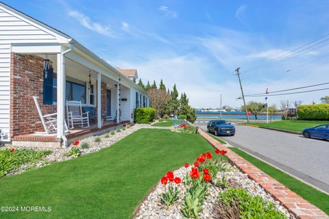 Homes For Rent - 67 N Farragut Avenue<br/> Manasquan, NJ 08736