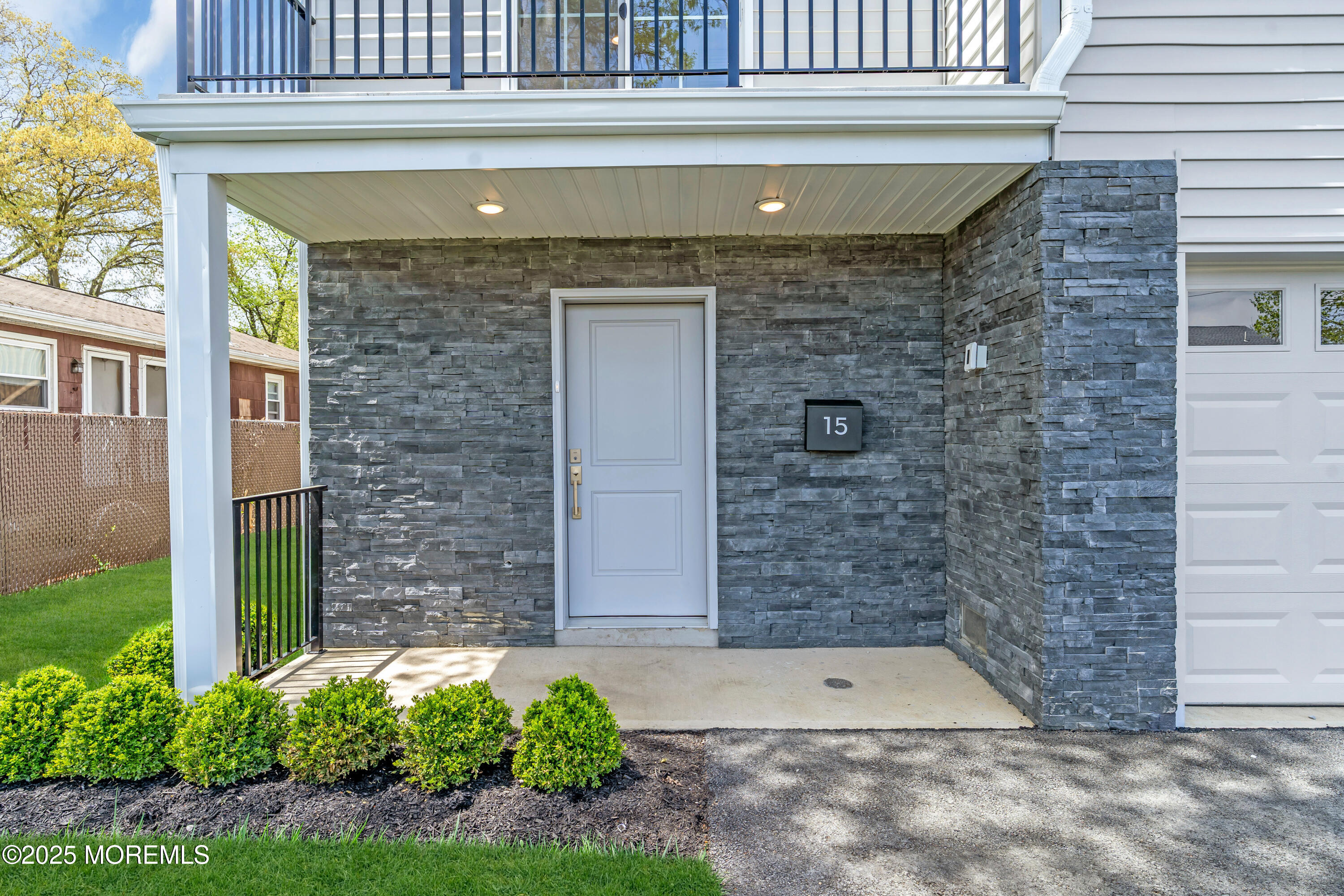 15 Sunset Street