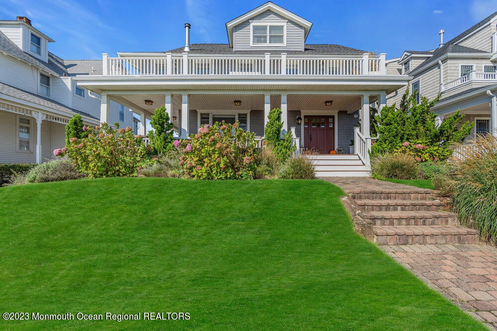 1609 Ocean Avenue N