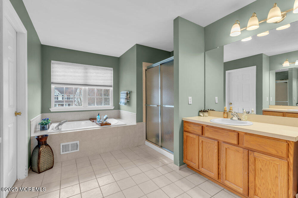 5 Knightsbridge Place, Jackson, New Jersey image 34
