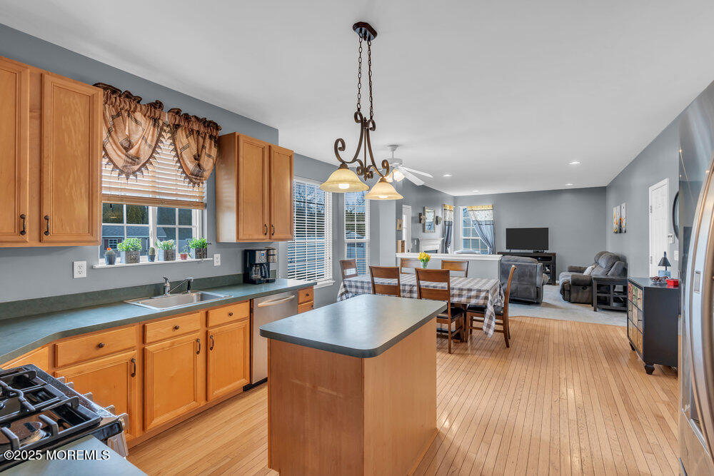 5 Knightsbridge Place, Jackson, New Jersey image 24