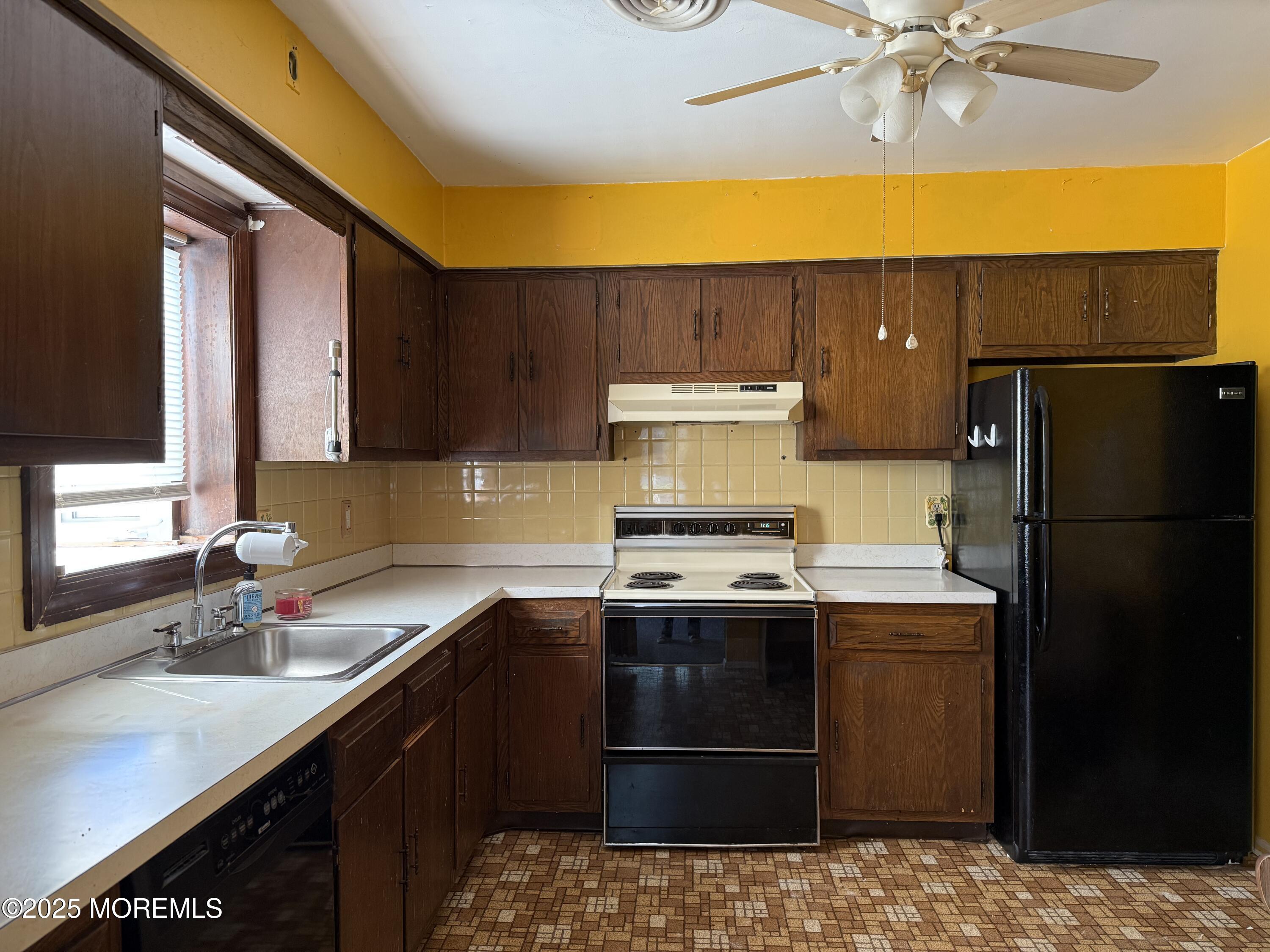 12 Norfolk Drive, Toms River, New Jersey image 5