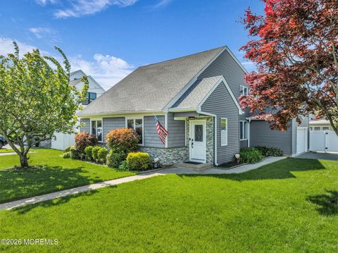 Photo of 2152 Beach Boulevard, Point Pleasant, NJ 08742 (MLS # 22614408)
