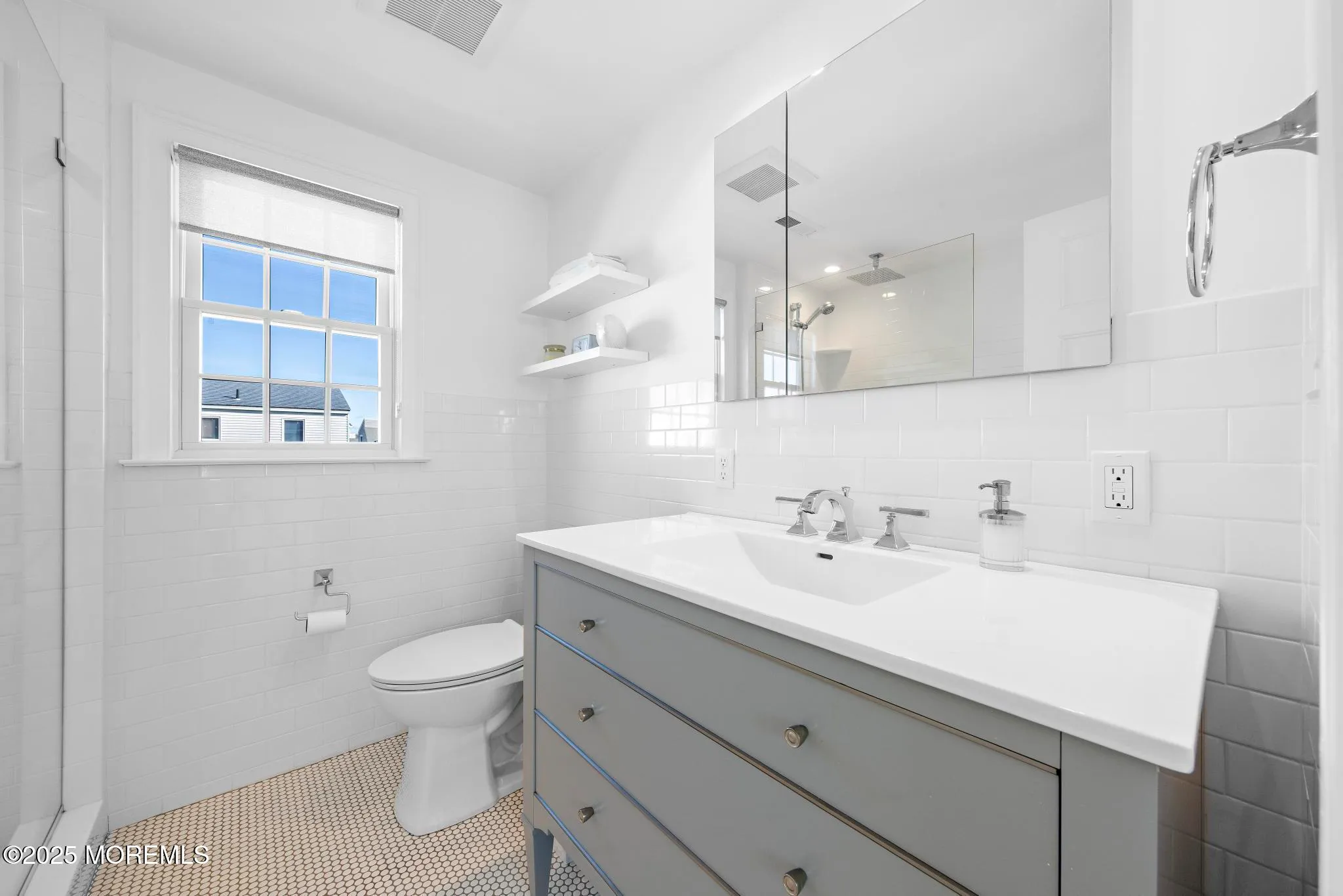 Long Beach Twp, New Jersey 08008, United States, 4 Bedrooms Bedrooms, ,2 BathroomsBathrooms,Residential,Active,242368