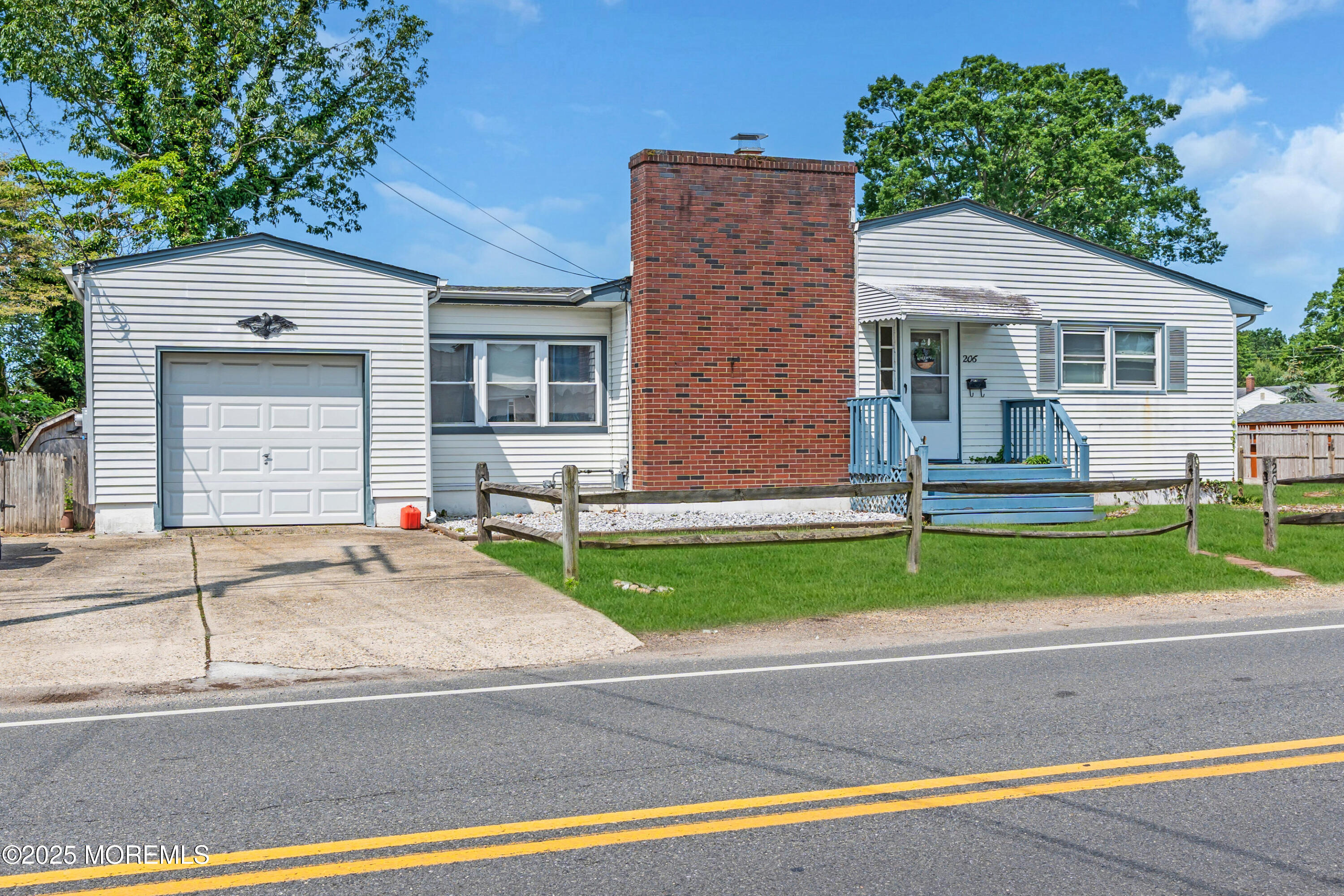 206 Midstreams Road, Brick, New Jersey image 2