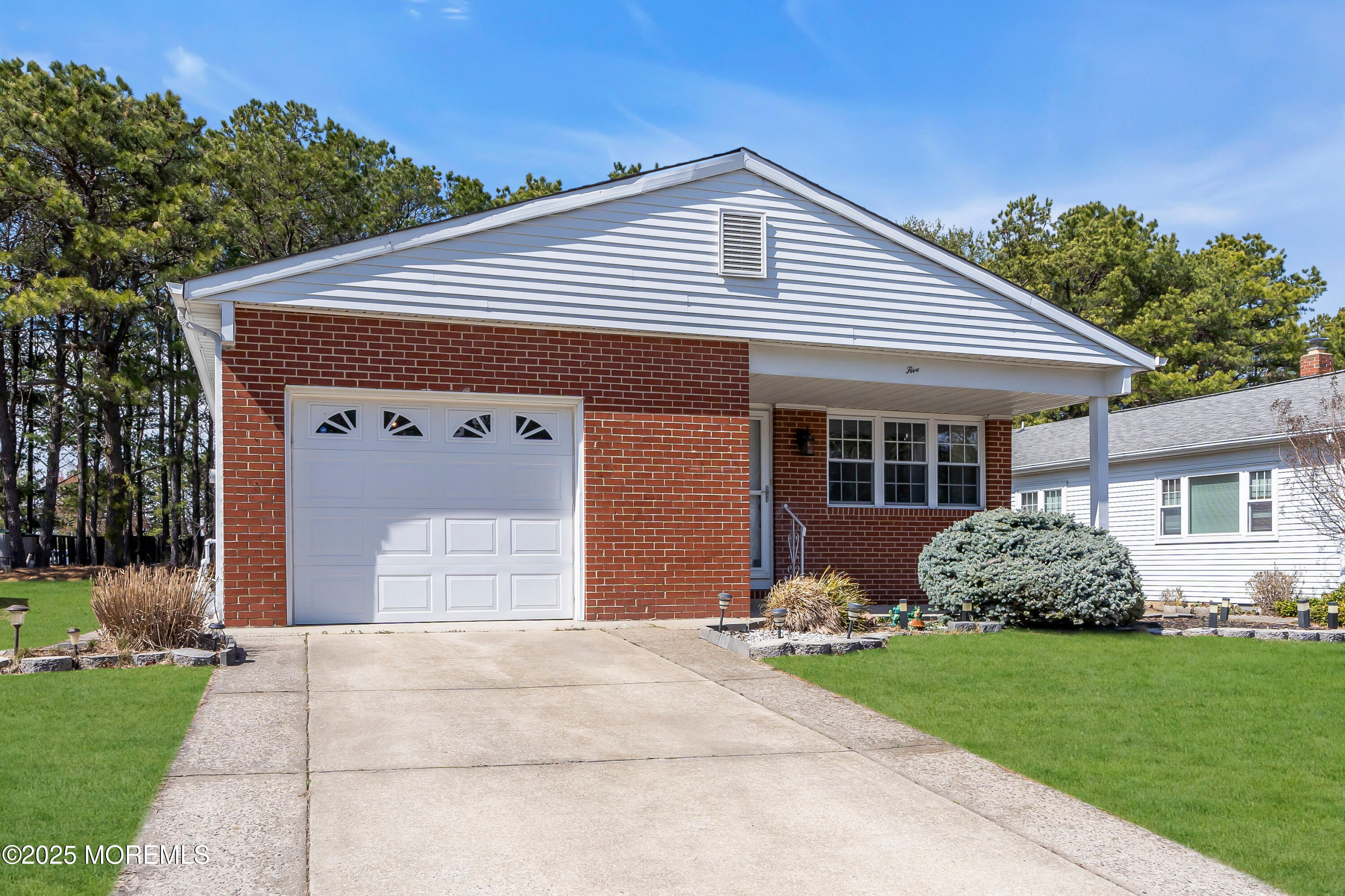 5 Linstead Court, Toms River, New Jersey image 2