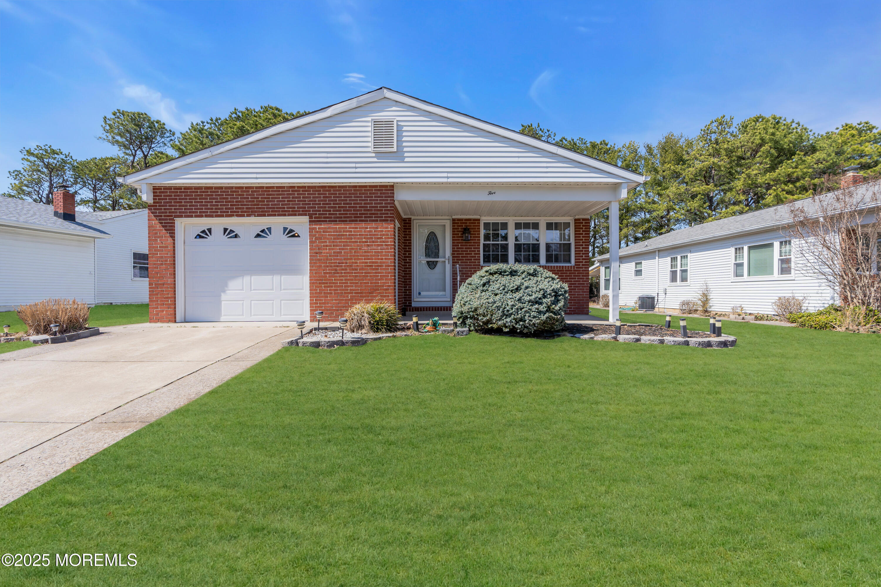 5 Linstead Court, Toms River, New Jersey image 3
