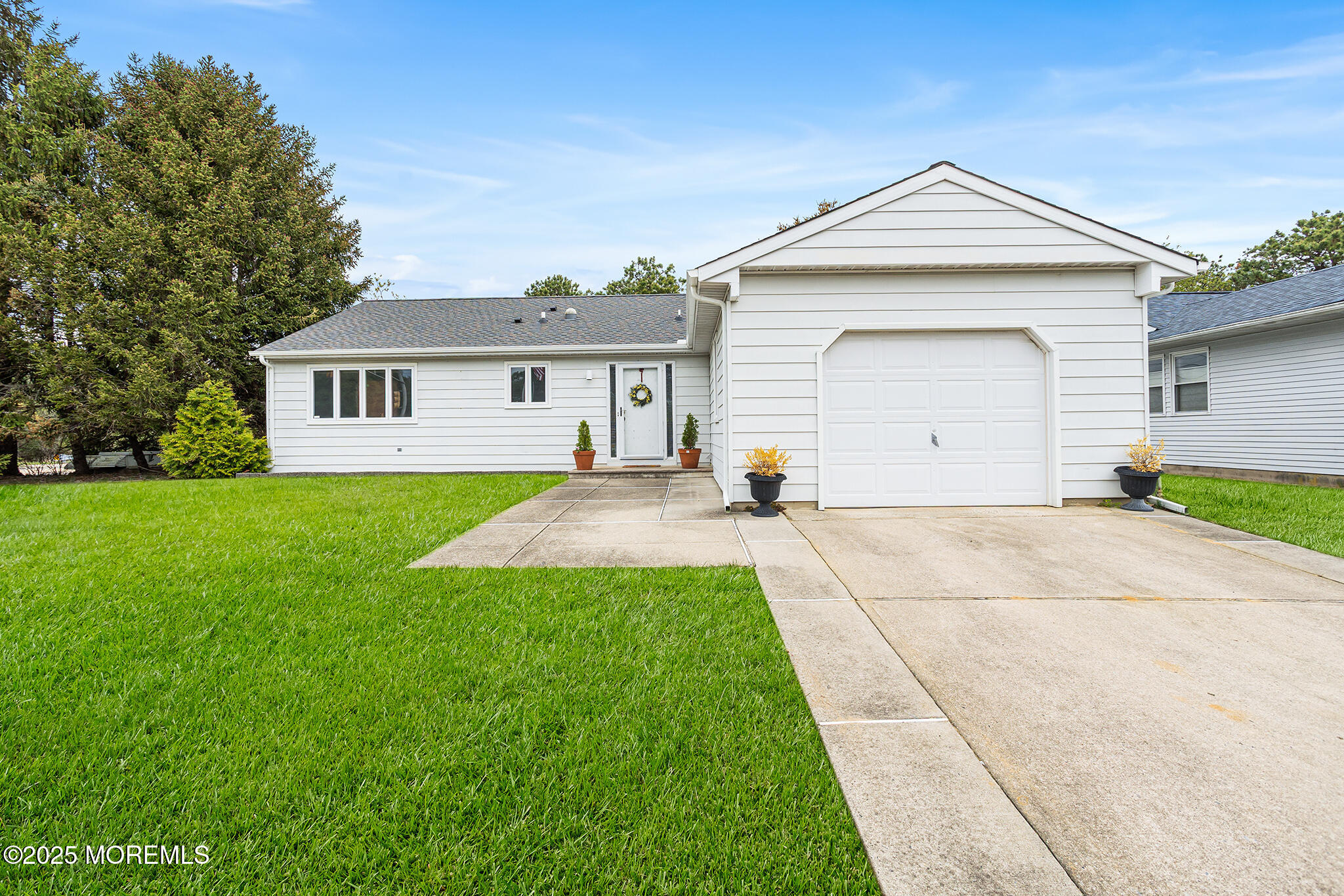 102 Santiago Drive, Toms River, New Jersey image 2