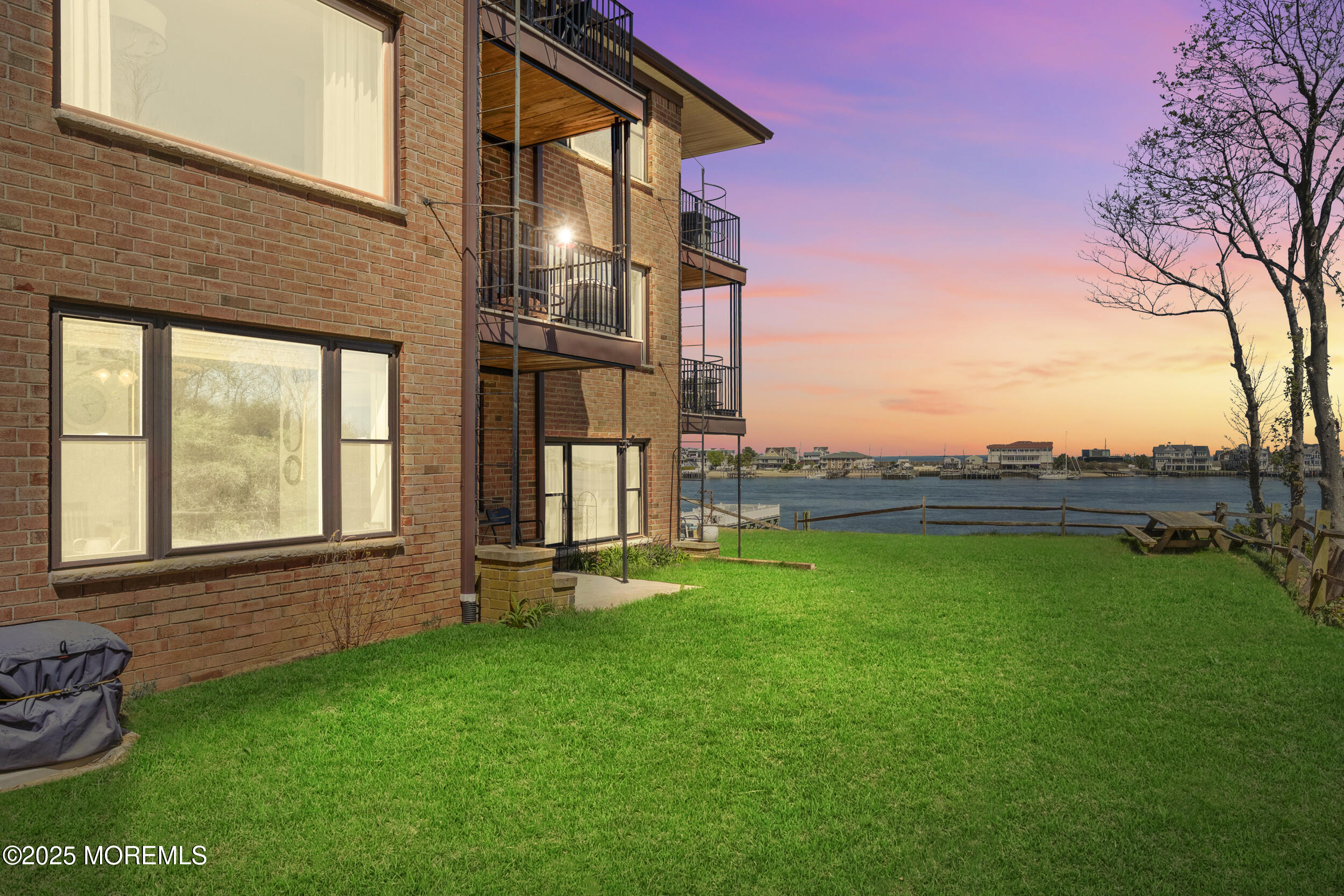 200 Portland Road #B-4, Highlands, New Jersey image 1