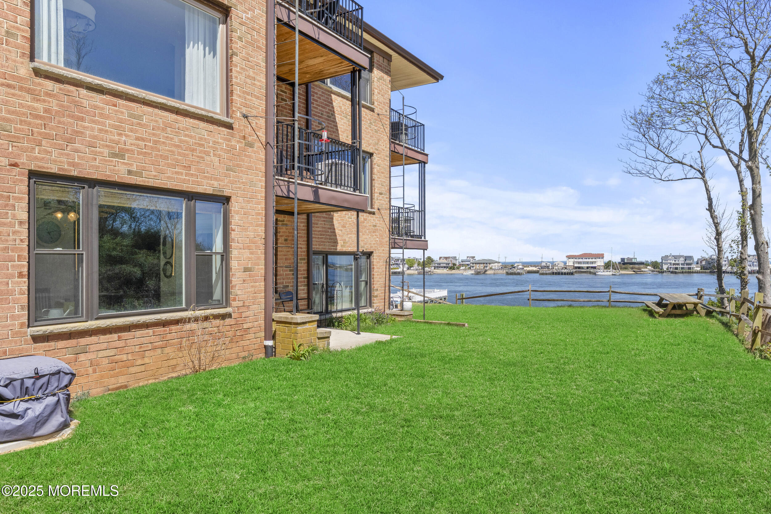 200 Portland Road #B-4, Highlands, New Jersey image 2