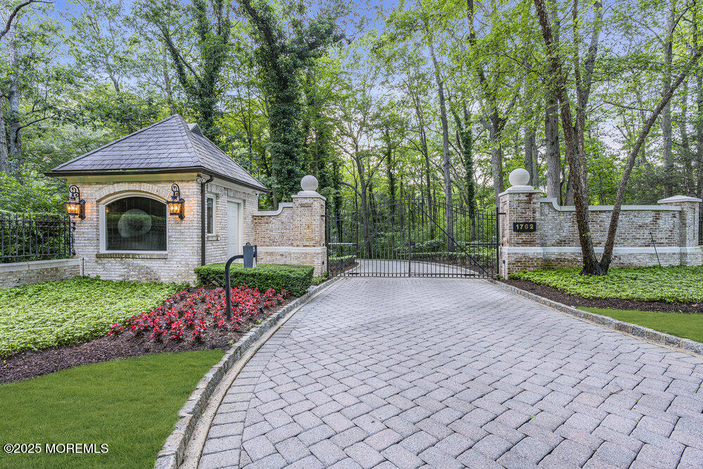 1762 Todd Road