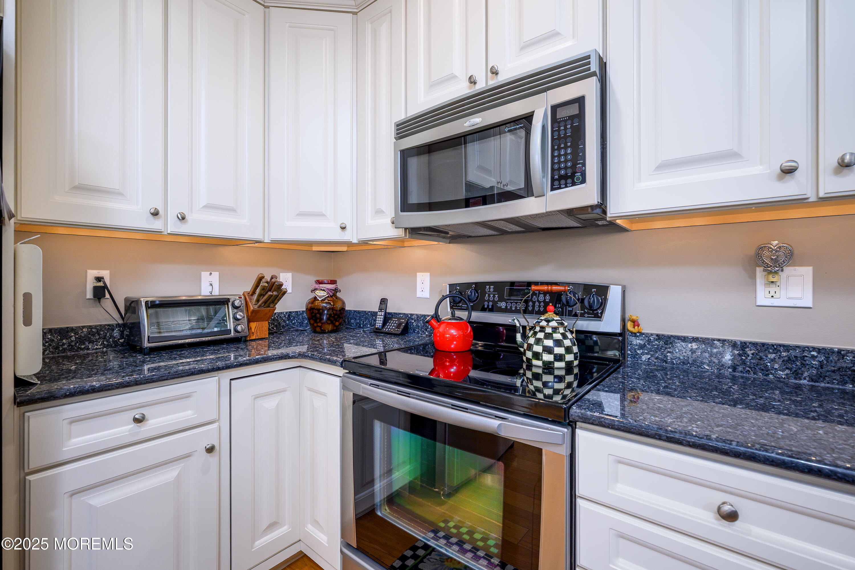 8 Cromwell Lane, Jackson, New Jersey image 11