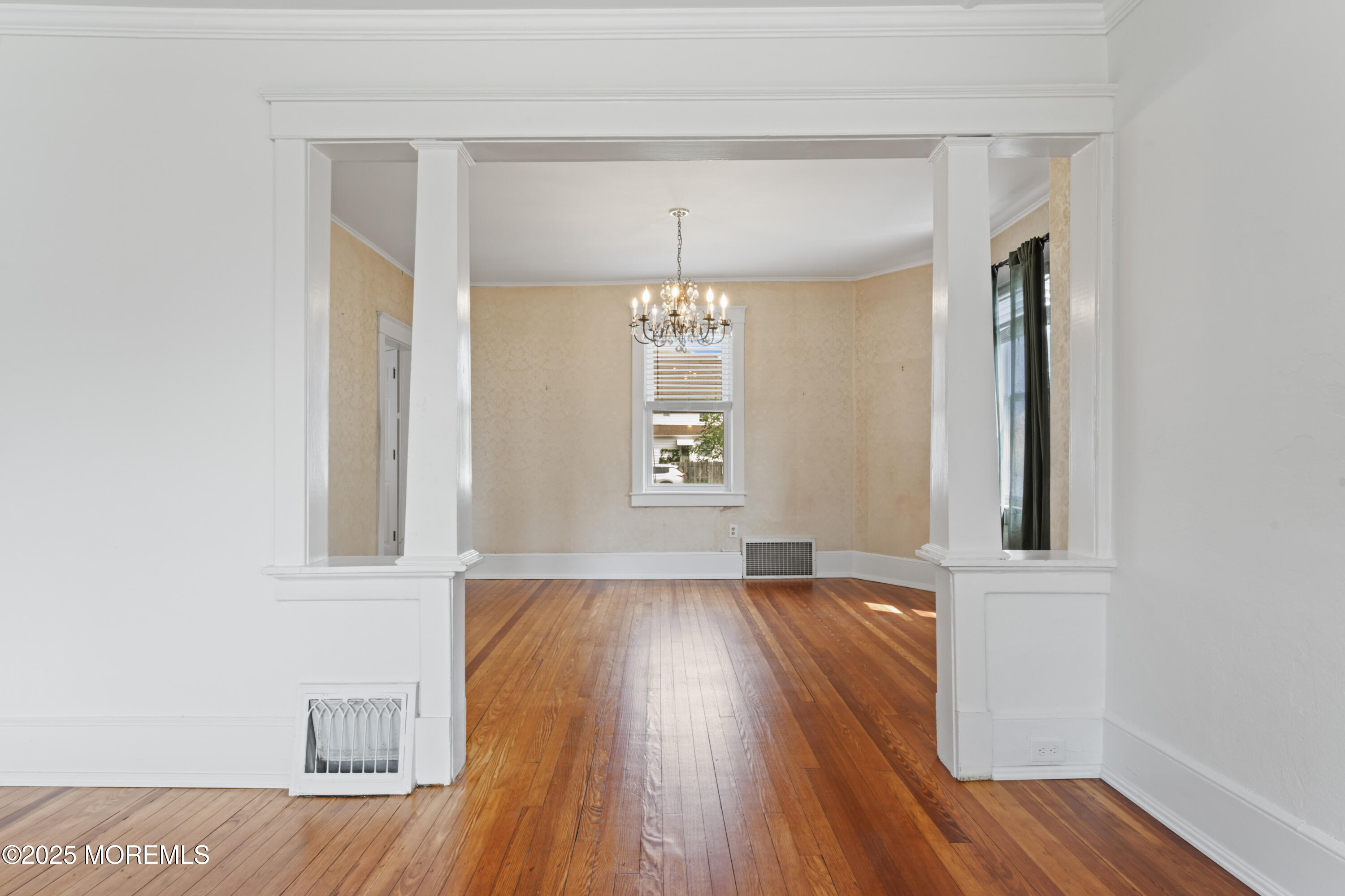 42 Chestnut Street