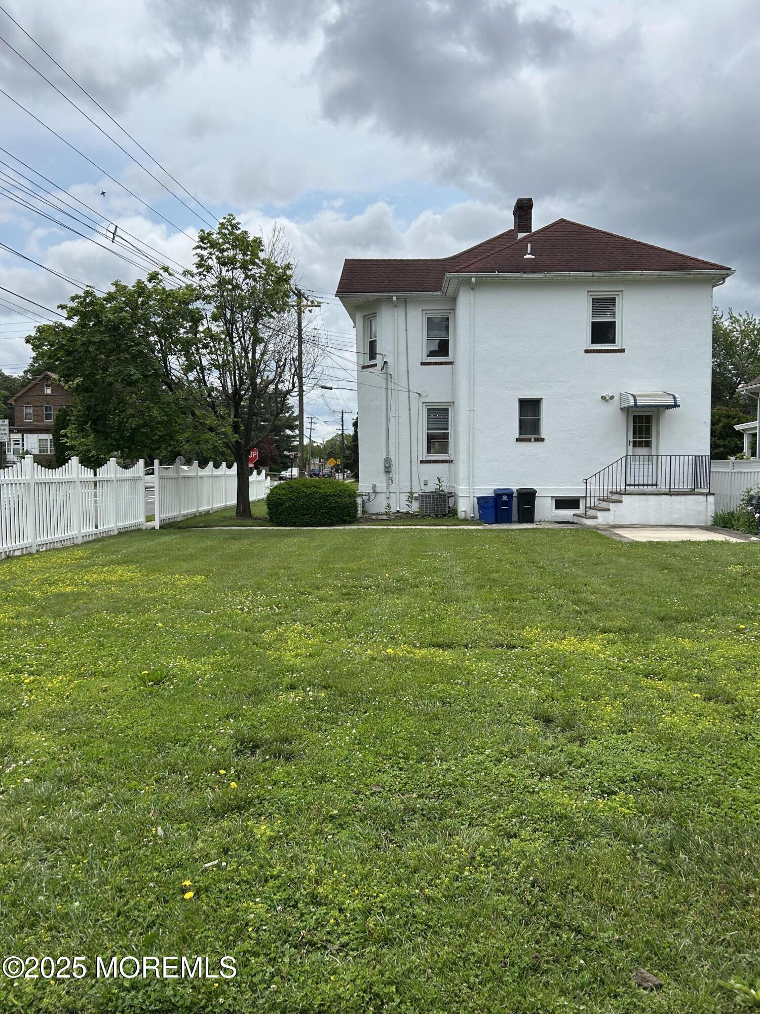 42 Chestnut Street, Red Bank, New Jersey image 3